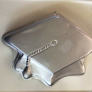Wilton Graduation Cap Cake Pan